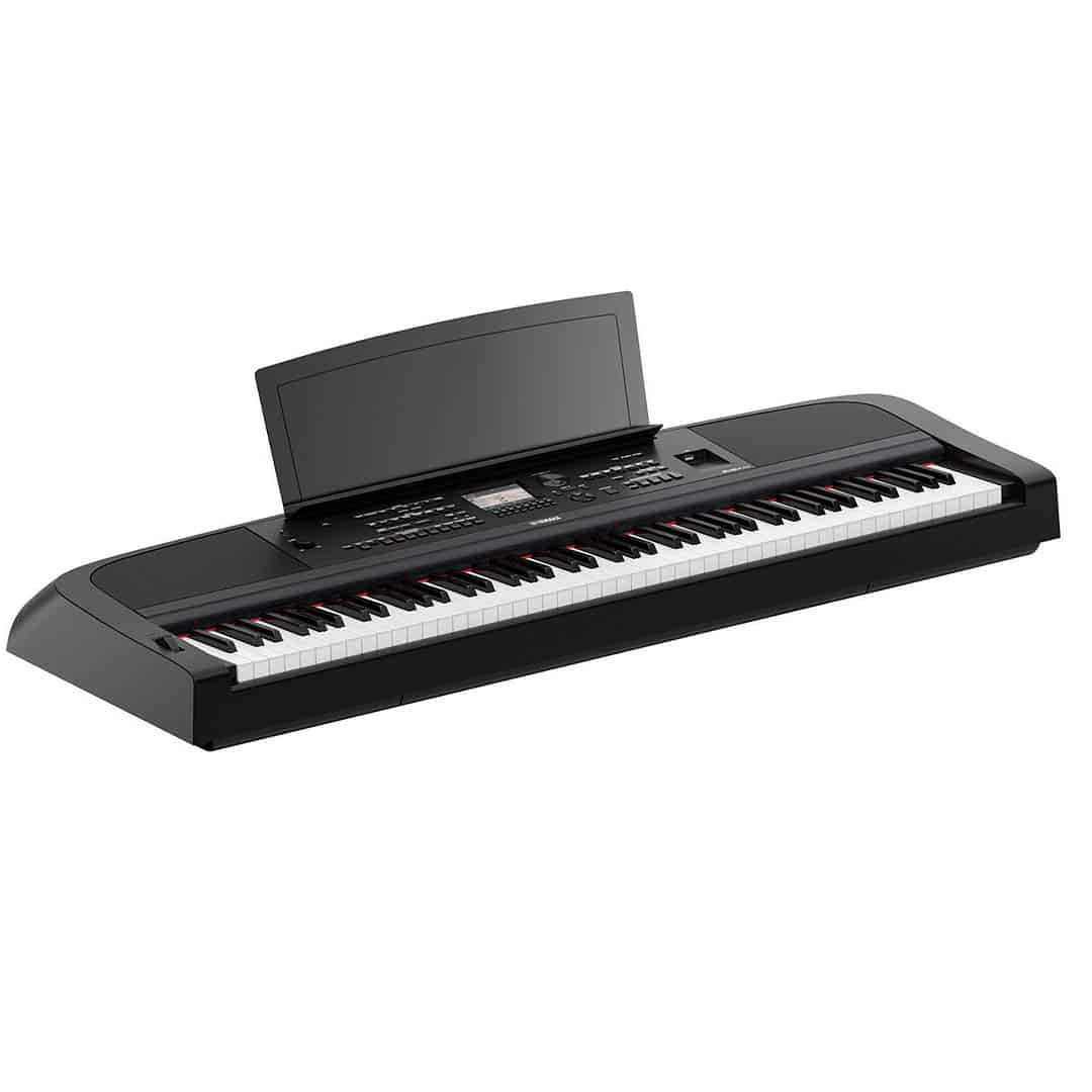 Piano Digital Portátil DGX670 Black - Yamaha